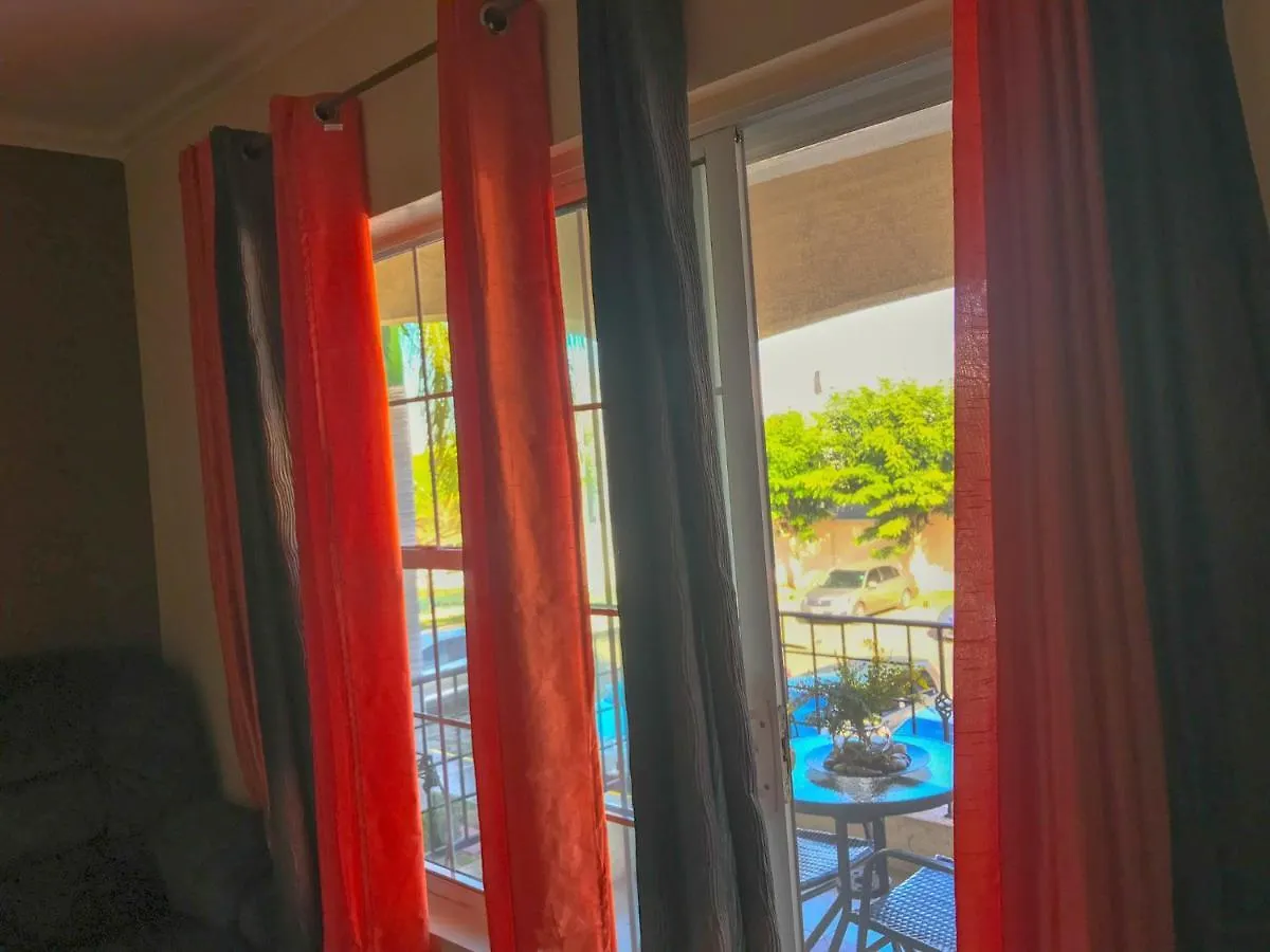 Dawn'S Comfort Zone Kingston Apartman